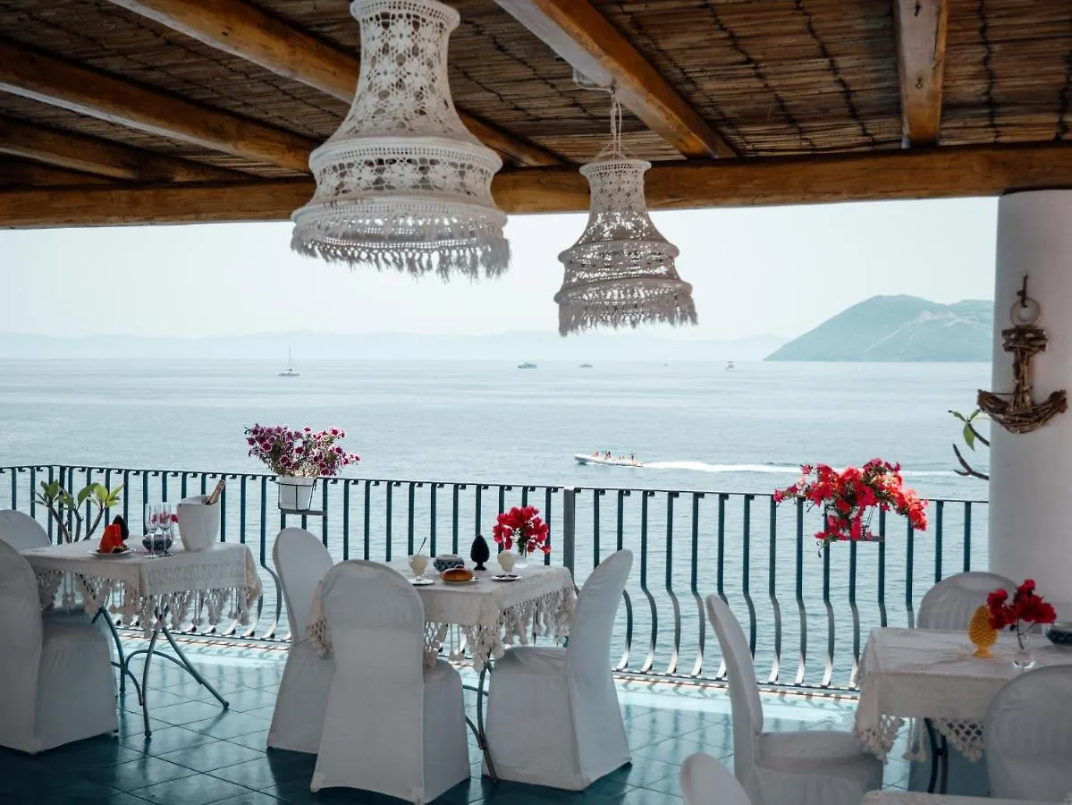 B&B Alta Marea Lipari 3*, Lípara