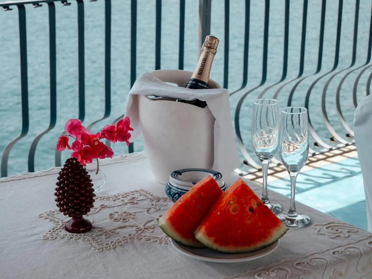 *** Bed & Breakfast B&B Alta Marea Lipari Itálie