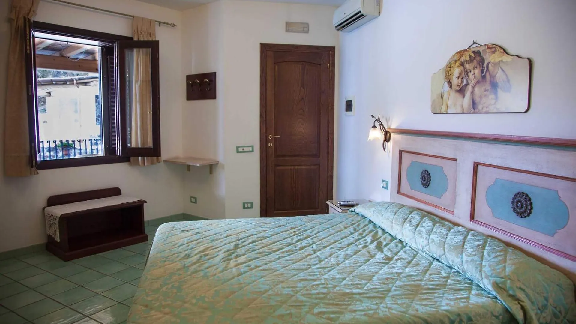 B&B Alta Marea Lipari Bed & Breakfast